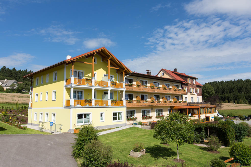 Gasthof-Pension Nordwald Harbach  ภายนอก รูปภาพ