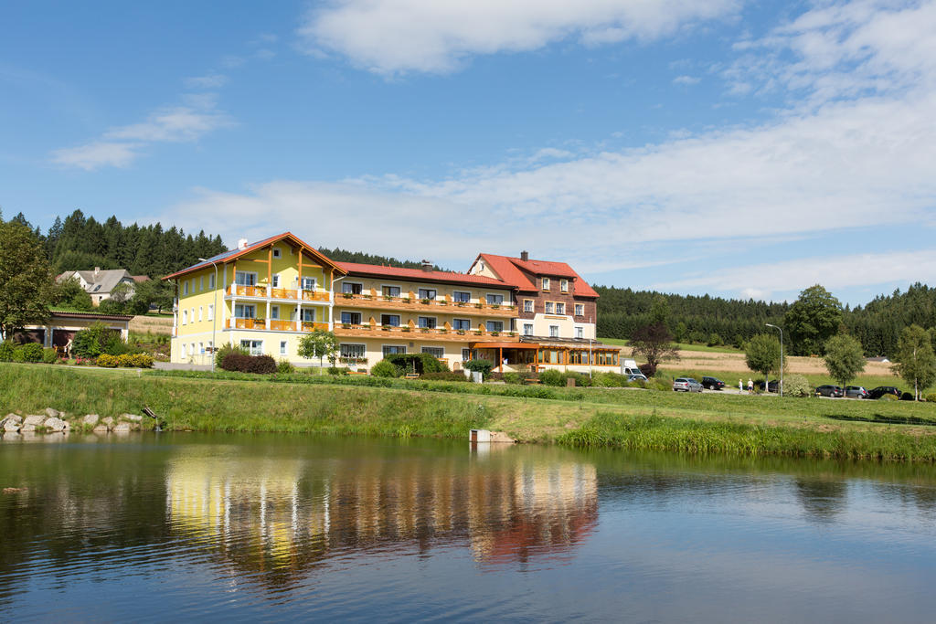 Gasthof-Pension Nordwald Harbach  ภายนอก รูปภาพ